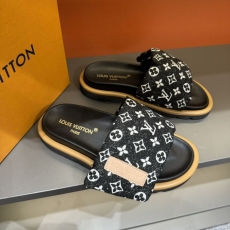 Louis Vuitton Slippers